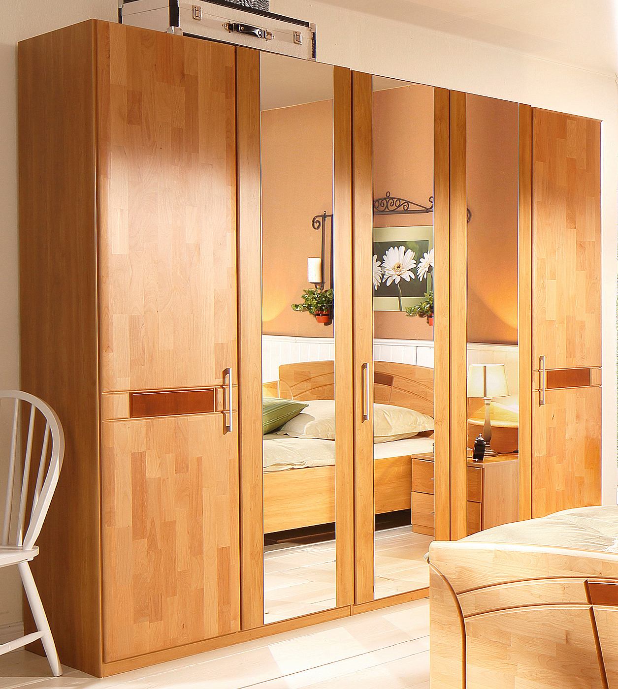 Slaapkamer kledingkasten