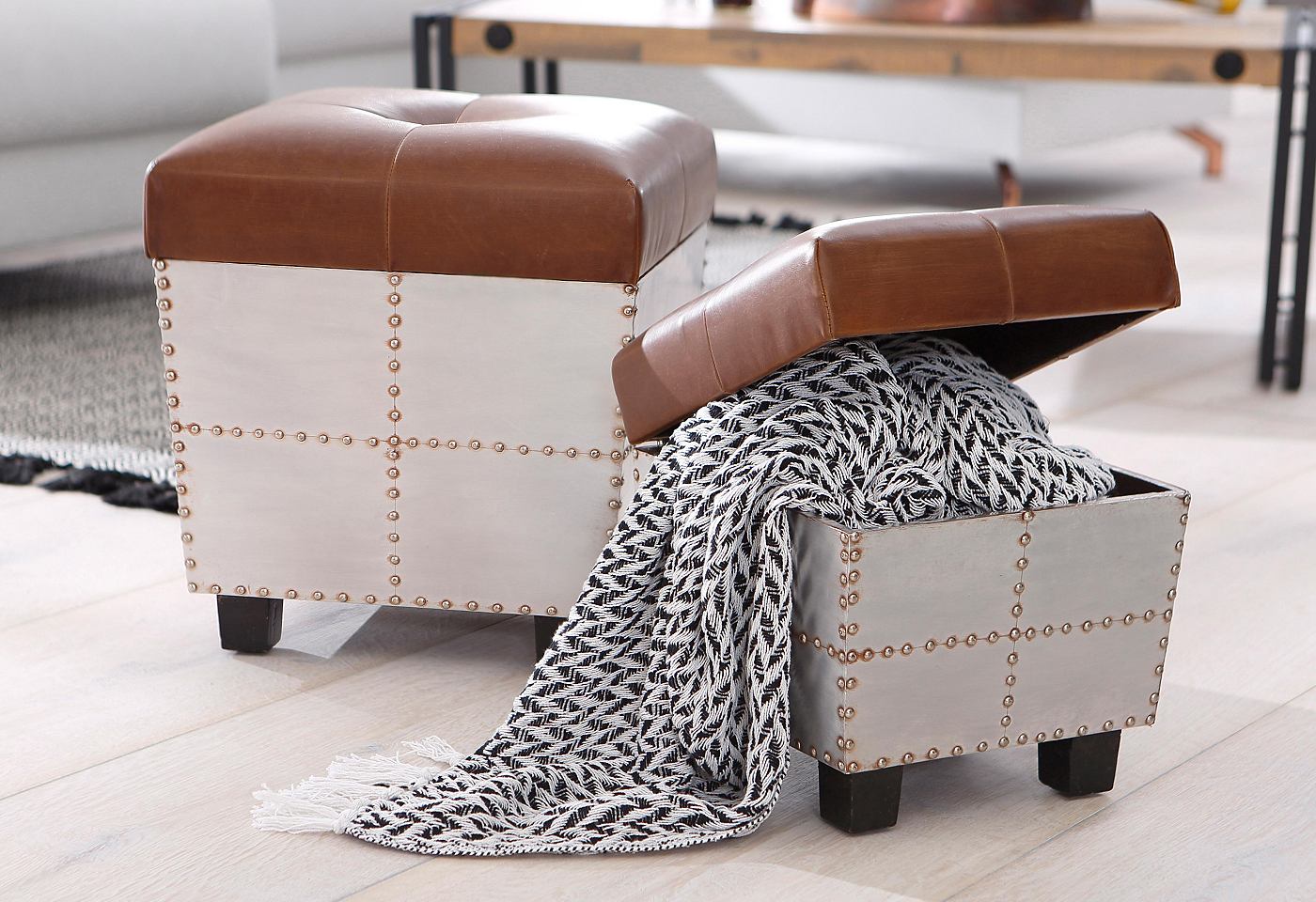 Overzicht Lounge bruin rood